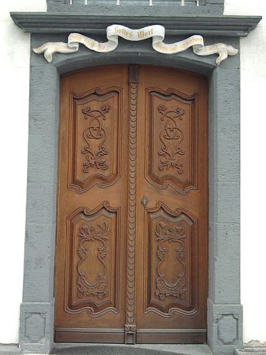 Neuwied, Tür der (ehemaligen) Mennonitenkirche