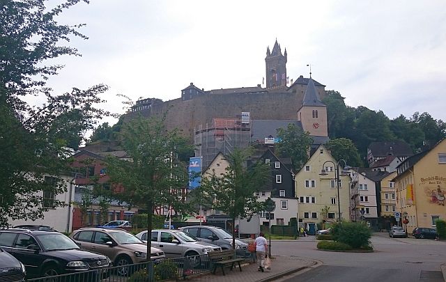 dillenburg-wilhelmsturm-ueber-stadt
