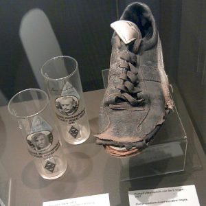 Berti Vogts' Fußballschuhe im Museum Rheydt