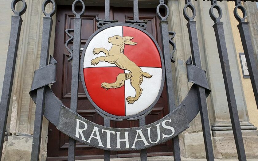 Haßfurts Wappen ziert ein Hase