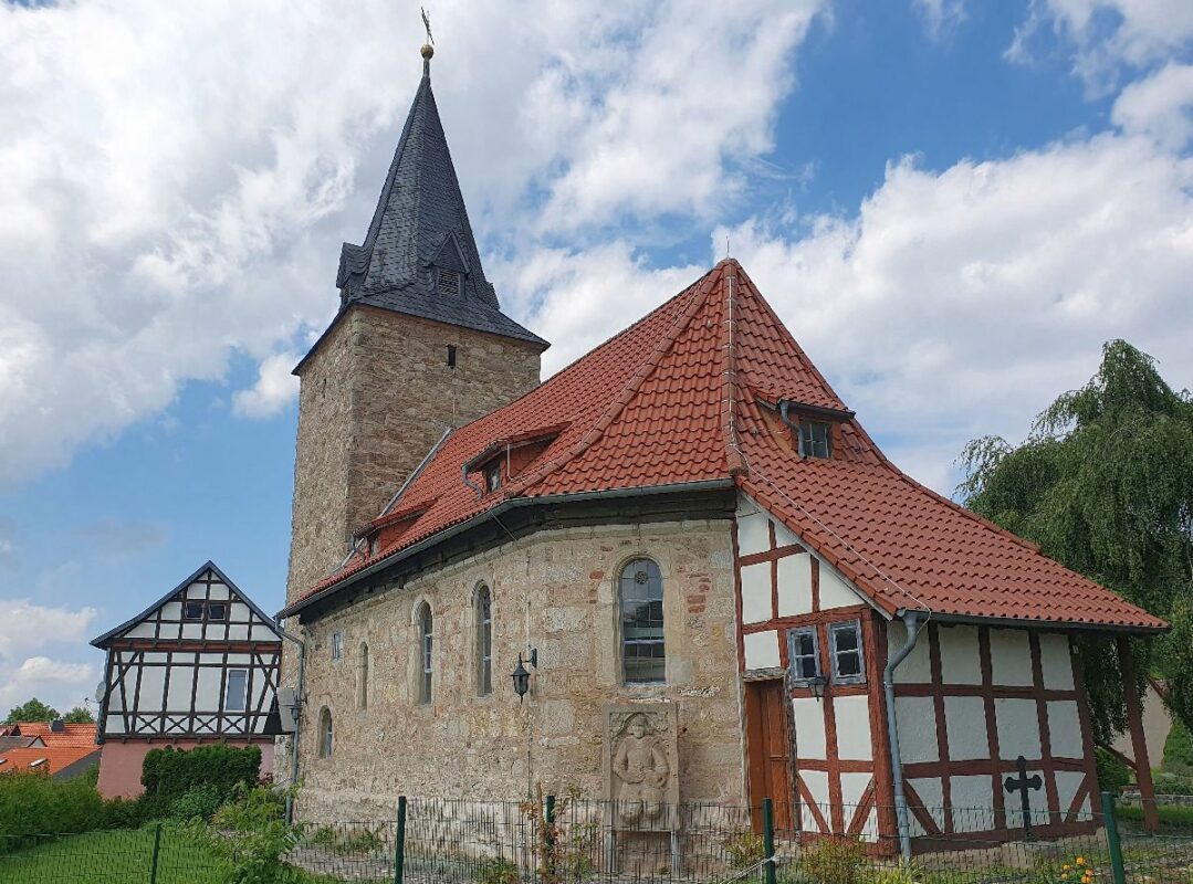 Wintzigerode, die alte und evangelische Dorfkirche